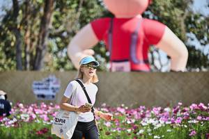 BIB: 
                            <button type="button" onclick="openModal(27804823)" class="btn btn-primary btn-sm float-right btn-popup" data-toggle="modal" data-target=".modal-high-quality">
                        <i class="fas fa-shopping-cart"></i> Add to Cart
                    </button>
                                            <button type="button" onclick="isThisMe(27804823, true)" class="btn btn-success btn-sm float-right btn-popup btn-isme hidden" data-toggle="tooltip" data-placement="bottom" title="นี่คือรูปของคุณใช่ไหม คลิกที่นี่เพื่อเอาเข้าอัลบั้ม">
                        <i class="fas fa-plus"></i> Add to album
                    </button>
                    <button type="button" onclick="isThisMe(27804823, false)" class="btn btn-warning btn-sm float-right btn-popup btn-isnotme hidden">
                        <i class="fas fa-ban"></i> Remove from album
                    </button>